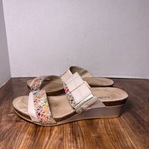 Naot Royalty mermaid Sandal from the Naot Fantasy Collection size 36/5